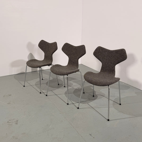 Fritz Hansen Grand Prix Chairs by Arne Jacobsen, Set of Three