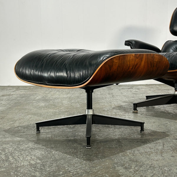 1970's Rosewood Eames Chair & Ottoman by Herman Miller @ REHAUS