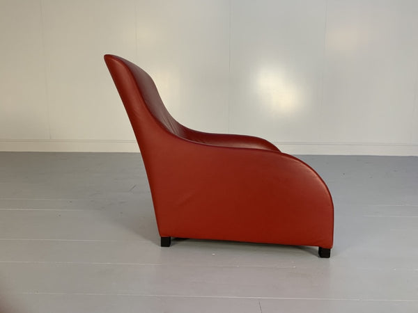 B&B Italia Armchair - Maxalto Kalos 9750 - In Oxblood Gamma Leather @ REHAUS