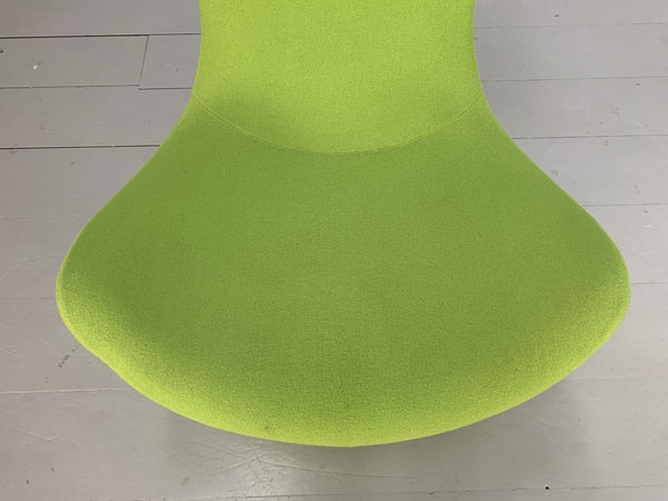 B&B Italia Grande Papilio Armchair - In Green Ego Wool @ REHAUS