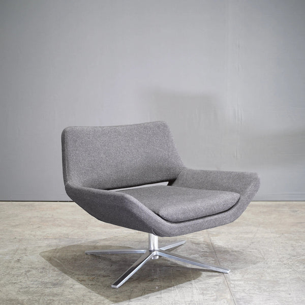 B&B Italia Metropolitan Armchair by Jeffrey Bernett with Charcoal Grey Fabric Upholstery - REHAUS - B&B Italia