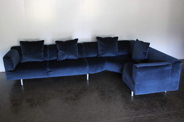 Cassina 250 MET L - Shape Sectional Sofa in Navy Blue Velvet @ REHAUS