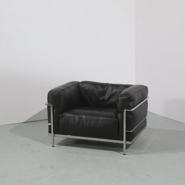 Cassina LC3 Armchair, Set of Two @ REHAUS