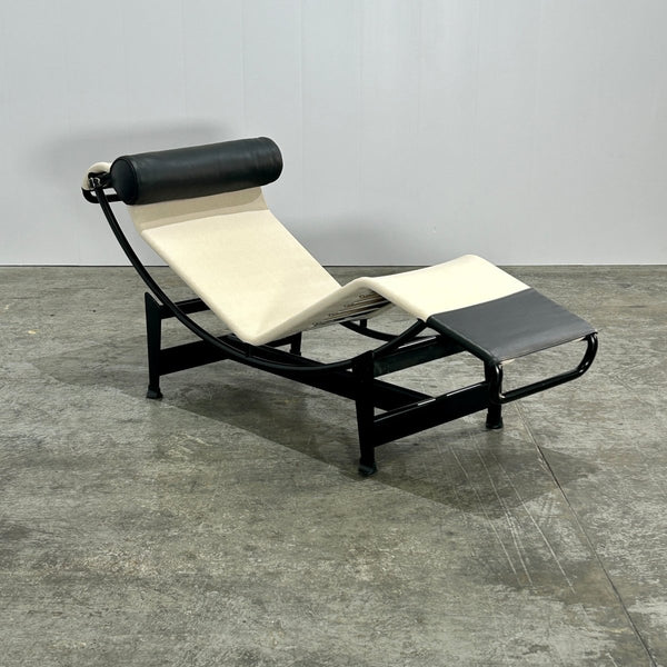 Cassina LC4 Chaise Longue by Le Corbusier, Pierre Jeanneret, Charlotte Perriand @ REHAUS