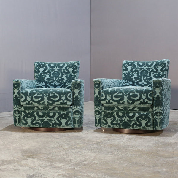 Christopher Guy Montecristo Swivel Armchair @ REHAUS