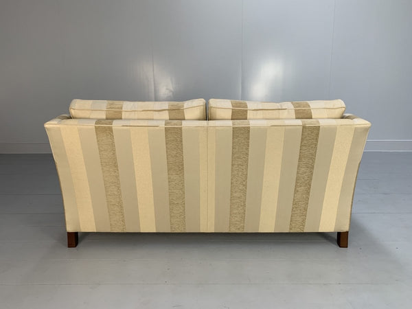 Duresta Villeneuve Sofa - 2.5 - Seat - In Ivory Gold Stripe @ REHAUS