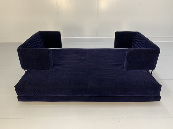 Edra L'Homme Et La Femme Daybed Sofa - In Navy Blue Mohair Velvet @ REHAUS