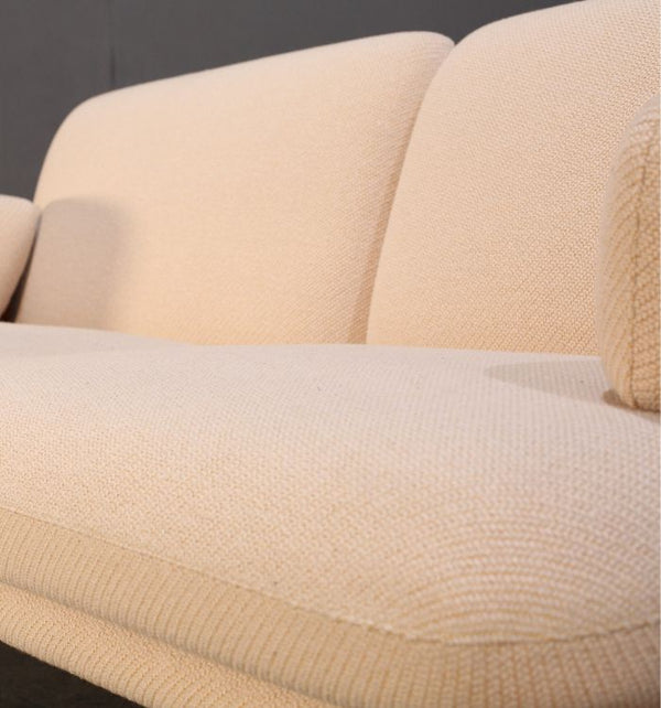 Fredericia Savannah Sofa by Erik Jorgensen and Monica Förster @ REHAUS