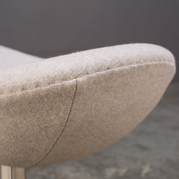 Fritz Hansen Egg Footstool by Arne Jacobsen @ REHAUS