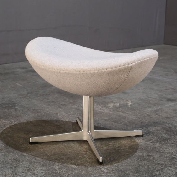 Fritz Hansen Egg Footstool by Arne Jacobsen @ REHAUS