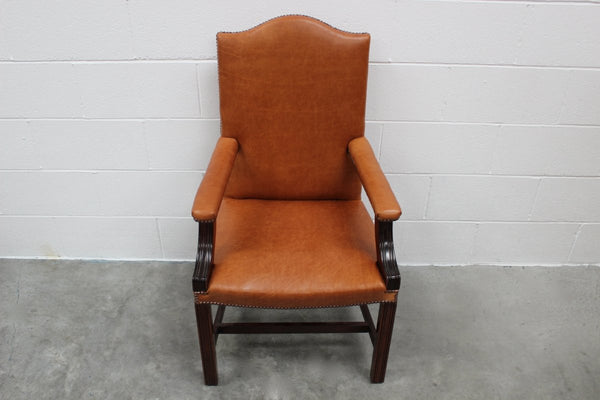 George Smith Armchair - Gainsborough - Unbuttoned Armchair in Tan - Brown Leather @ REHAUS