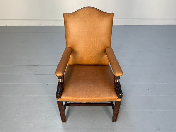 George Smith Gainsborough Unbuttoned Carver Armchair - In Tan - Brown Leather @ REHAUS
