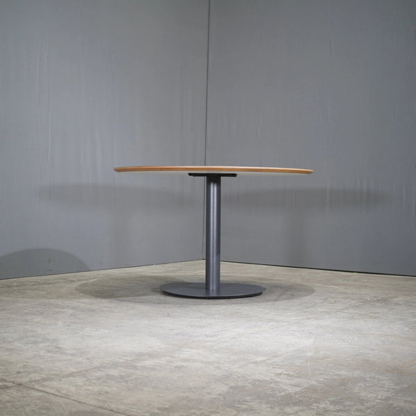 Koleksiyon Guamba S4 Amy Table by Koray Malhan - REHAUS - Koleksiyon