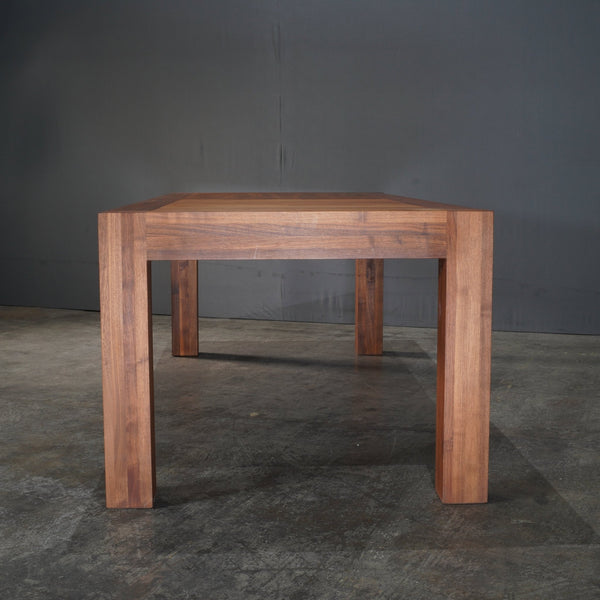 Linteloo VNU Dining Table by Henk Cos @ REHAUS
