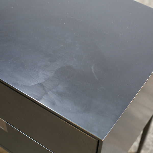 Maxalto Alcor Four Drawer Console Table by Antonio Citterio @ REHAUS