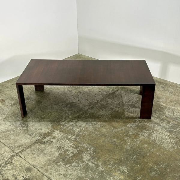 Maxalto Apta Dining Table by Antonio Citterio @ REHAUS