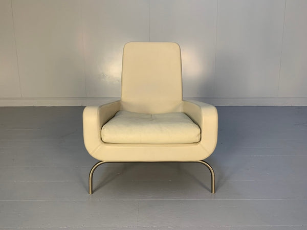 Minotti Dubuffet Armchair - in Cream Pelle Leather @ REHAUS