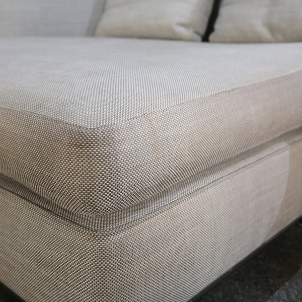 Minotti Hamilton Sofa with Chaise by Rodolfo Dordoni @ REHAUS
