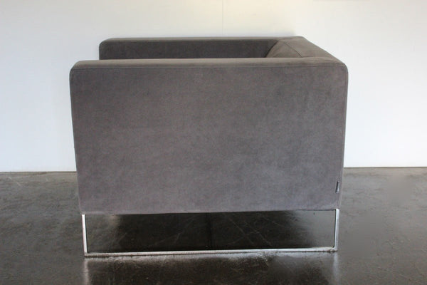 Minotti Klee Armchair in Grey Alcantara @ REHAUS