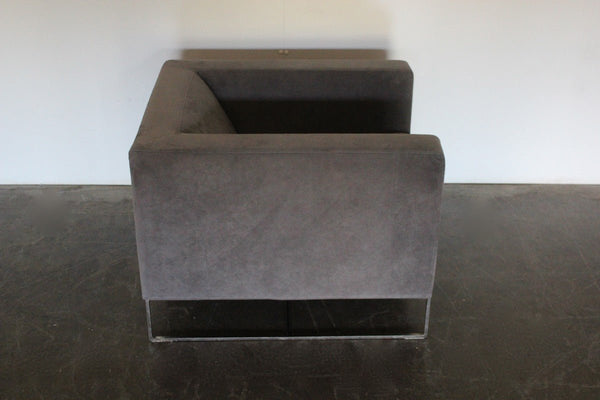 Minotti Klee Armchair in Grey Alcantara @ REHAUS