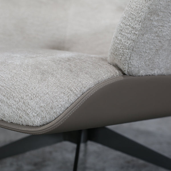 Molteni Kensington Armchair by Rodolfo Dordoni @ REHAUS