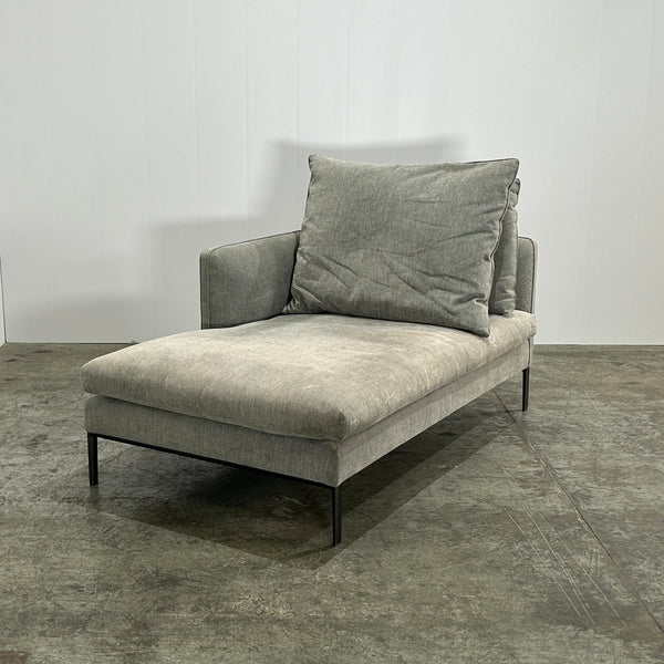 Molteni&C Paul Grey Chaise Longue by Vincent Van Duysen @ REHAUS