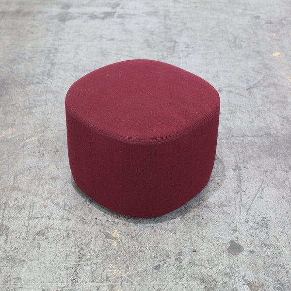 Molteni&C Red Fabric Pouf @ REHAUS