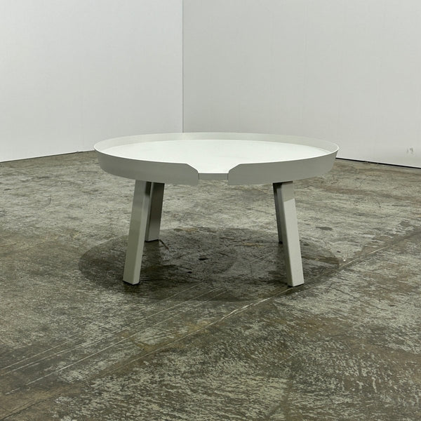 Muuto Grey Around Coffee Table by Thomas Bentzen @ REHAUS