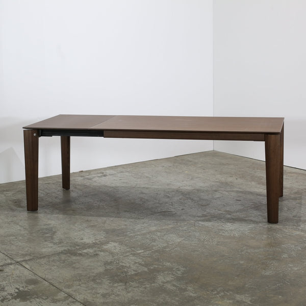 Omnia Extendable Dining Table by Calligaris @ REHAUS