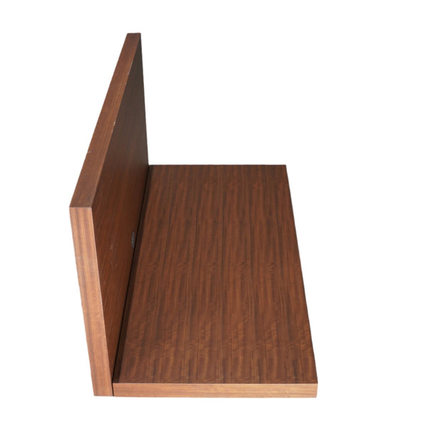Porro Web Shelf by Piero Lissoni @ REHAUS