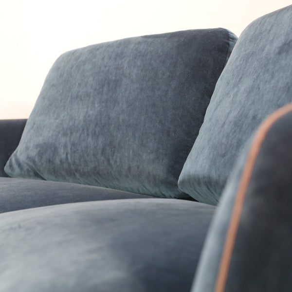 Roche Bobois Paranthèse 2.5 Seater Sofa @ REHAUS