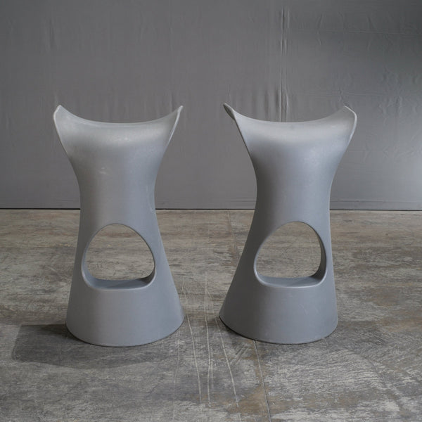 Slide Koncord Grey Stool by Karim Rashid - REHAUS - Slide
