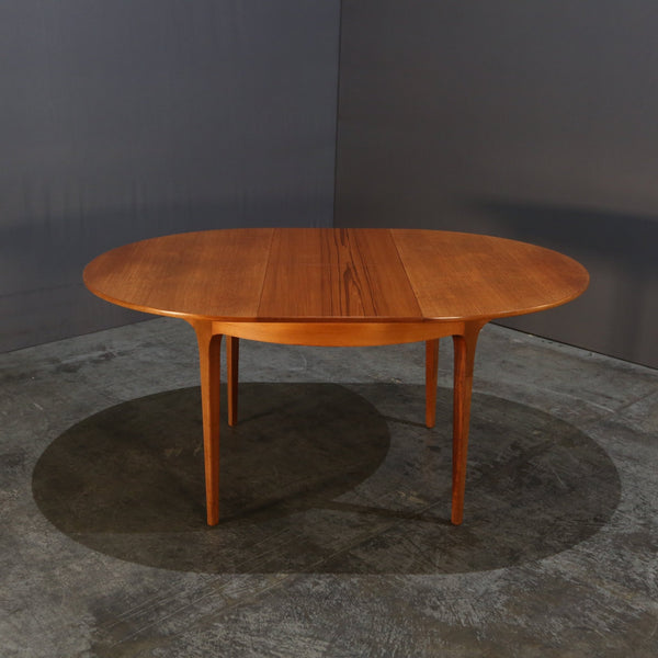 Sutcliffe Vintage Teak Dining Table @ REHAUS