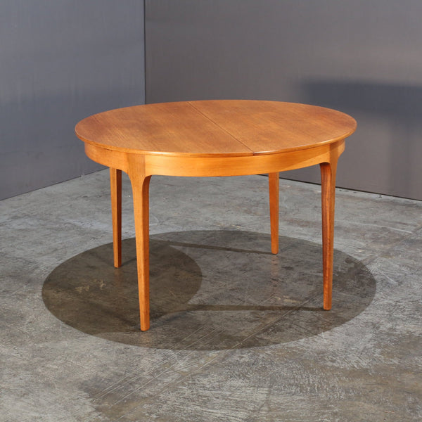 Sutcliffe Vintage Teak Dining Table @ REHAUS