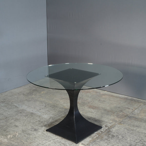 Tom Faulkner Round Glass Capricorn Dining Table @ REHAUS
