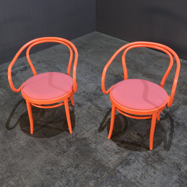 TON Armchair 30 by TON R&D @ REHAUS