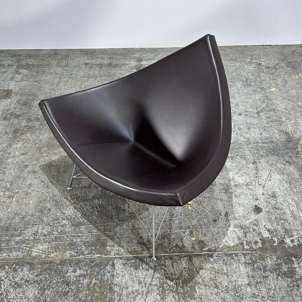 Vitra Coconut Leather Chair by George Nelson @ REHAUS