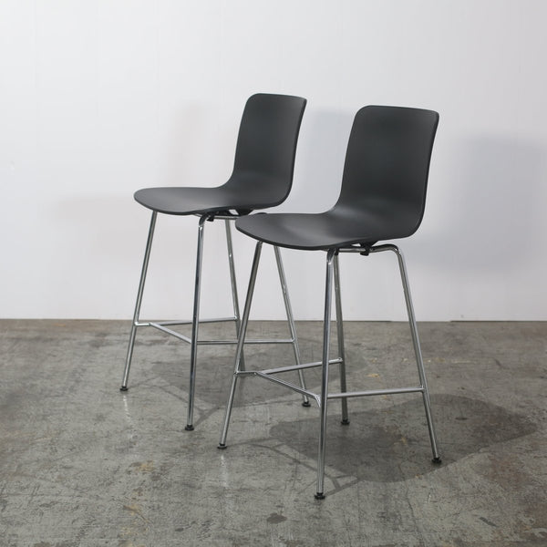 Vitra Hal Bar Stool Medium in Basic Dark, Set of Two @ REHAUS