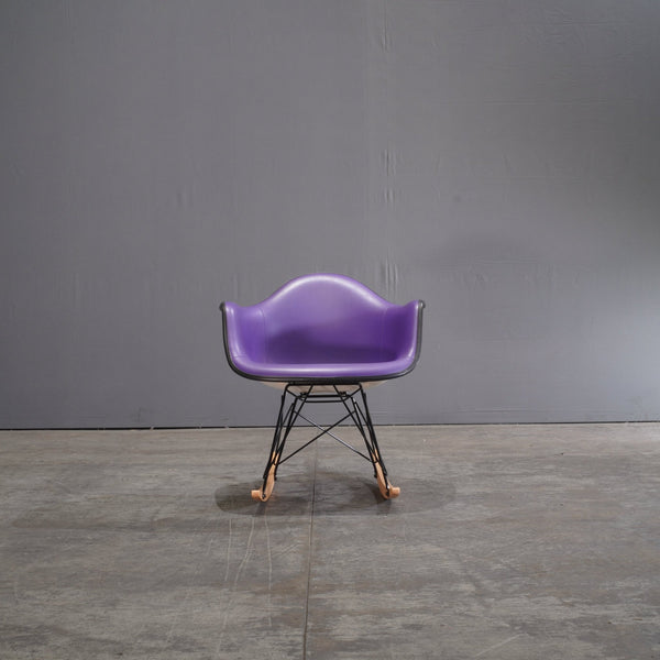 Vitra Rocking Armchair with Rod Base by Eames - REHAUS - Vitra