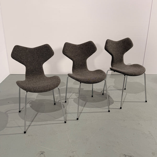 Fritz Hansen Grand Prix Chairs by Arne Jacobsen, Set of Three