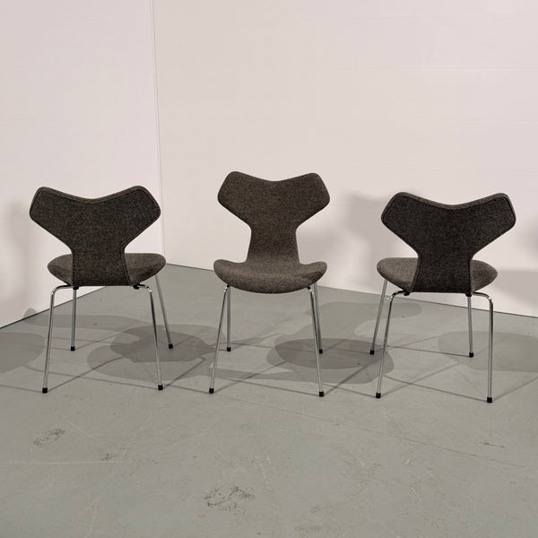 Fritz Hansen Grand Prix Chairs by Arne Jacobsen, Set of Three