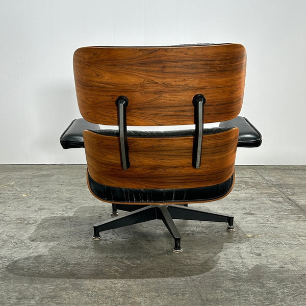 1970's Rosewood Eames Chair & Ottoman by Herman Miller @ REHAUS