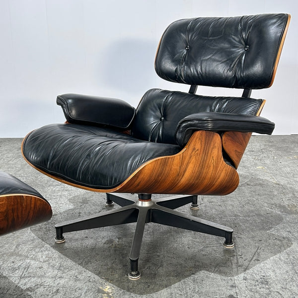 1970's Rosewood Eames Chair & Ottoman by Herman Miller @ REHAUS