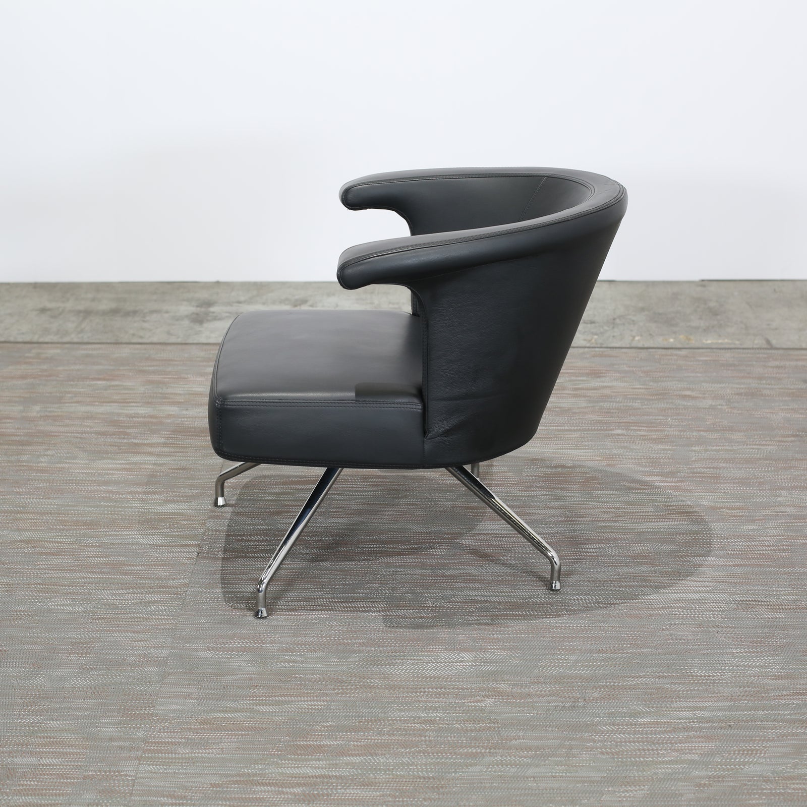 Frighetto Leather Swivel Chair