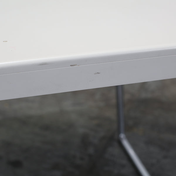 Vitra Extendable Dining Table by Antonio Citterio