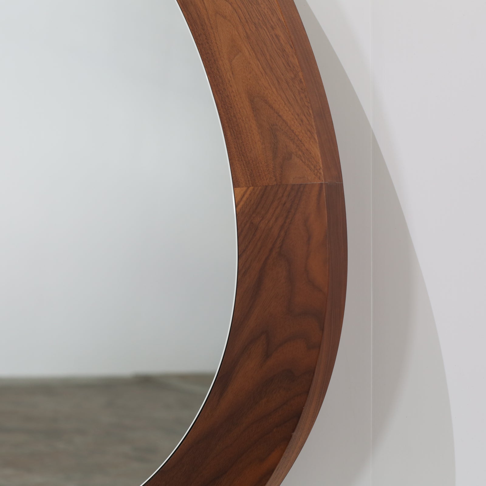 Porada Giolo Mirror by Emanuela Garbin & Mario Dell’Orto