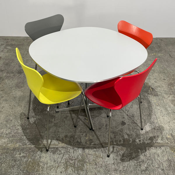 Fritz Hansen Supercircular Pedestal Dining Table by Piet Hein, Bruno Mathsson & Arne Jacobsen