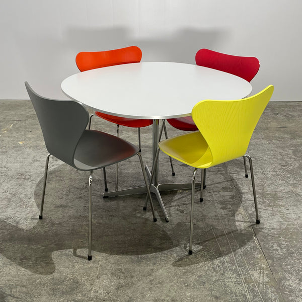 Fritz Hansen Supercircular Pedestal Dining Table by Piet Hein, Bruno Mathsson & Arne Jacobsen