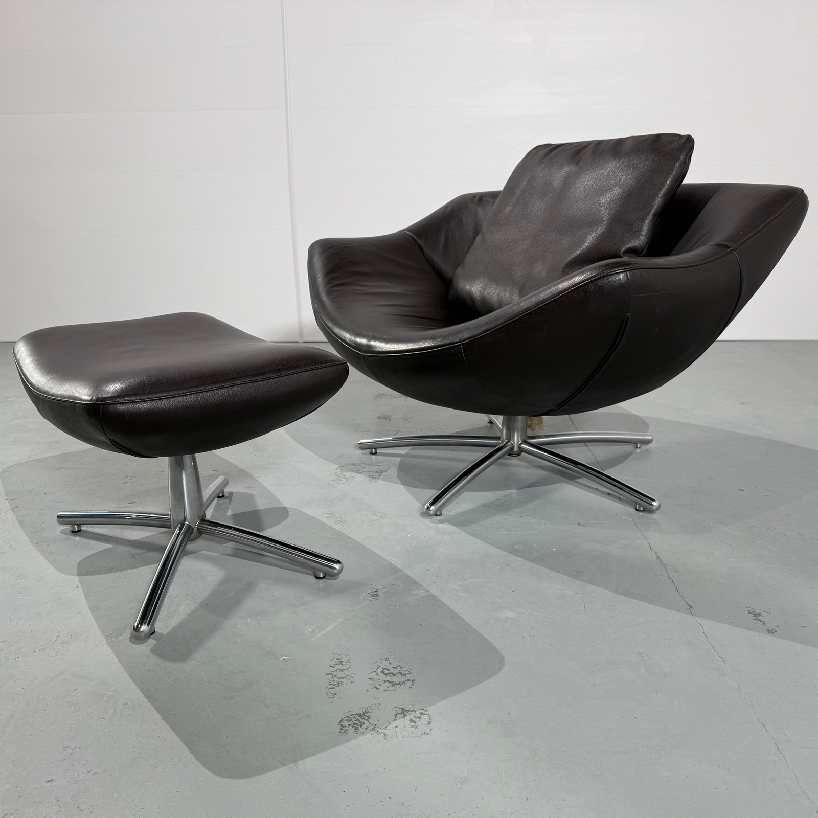 Label Gigi Leather Swivel Chair & Footstool by Gerard Van Den Berg