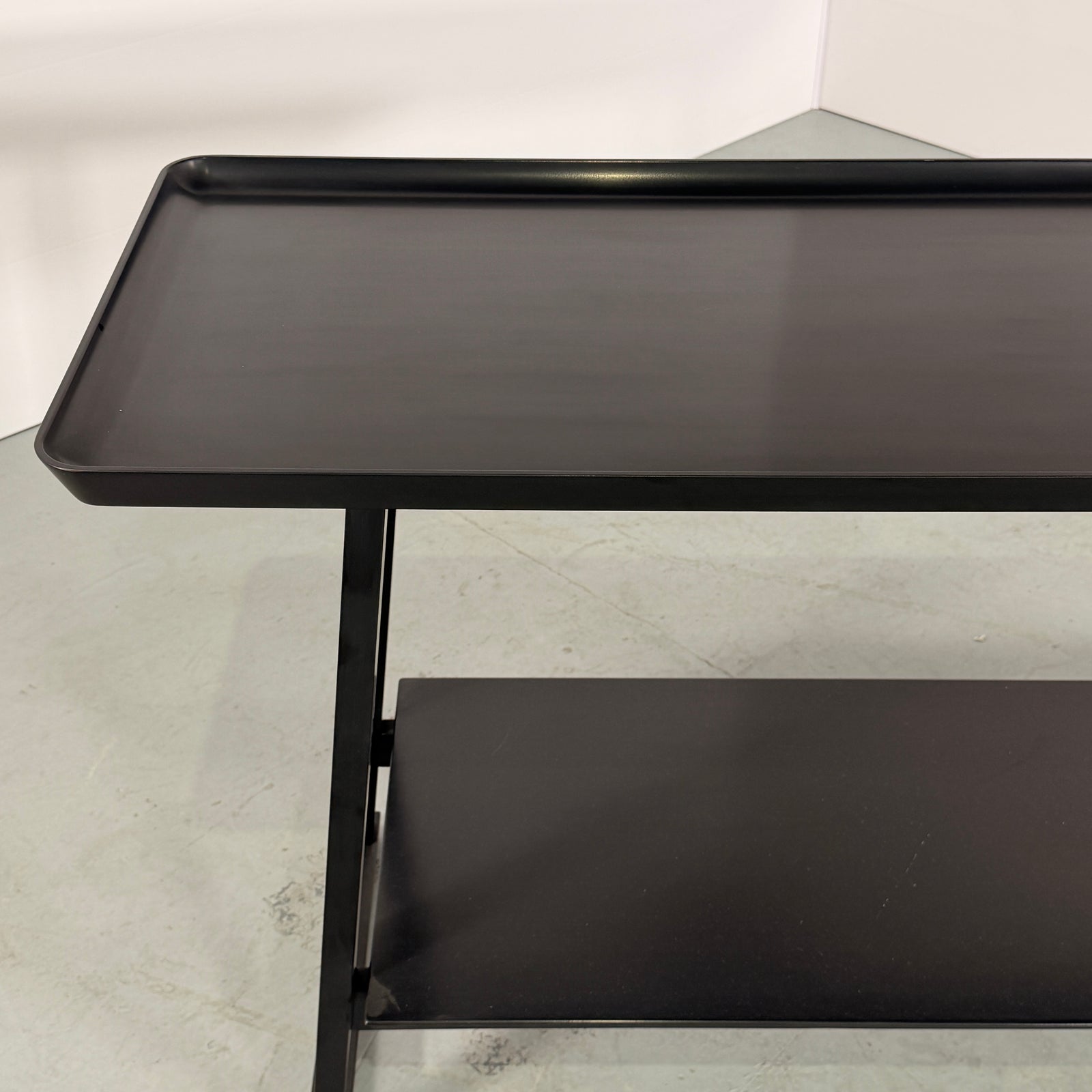 Maxalto Recipio Console Table by Antonio Citterio